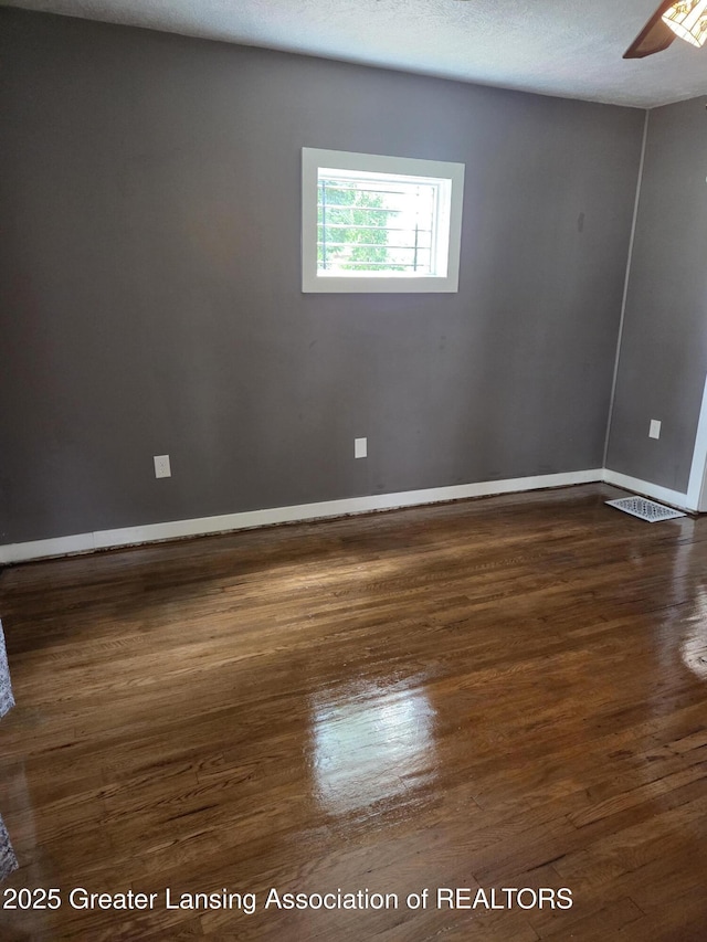 580 E Mount Hope Ave, Lansing, MI 48910 - photo 26