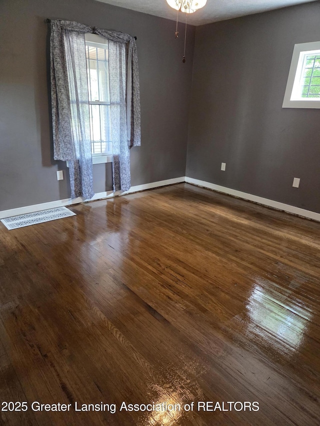 580 E Mount Hope Ave, Lansing, MI 48910 - photo 27