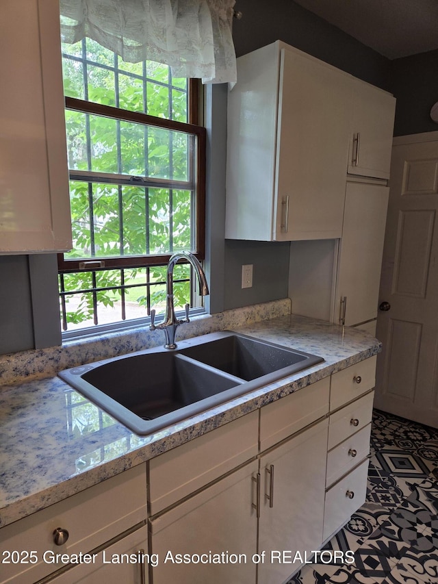 580 E Mount Hope Ave, Lansing, MI 48910 - photo 34
