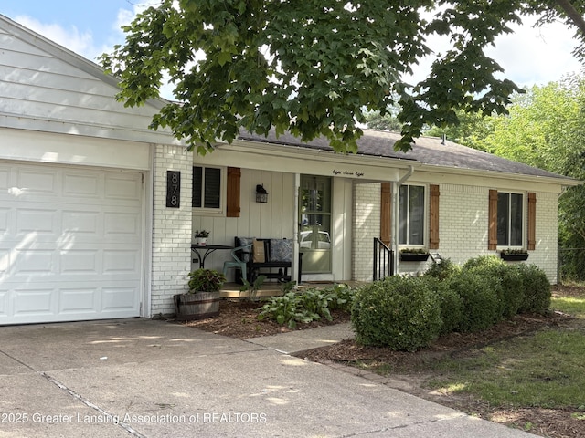 878 Ramblewood Dr, East Lansing, MI 48823 - photo 1