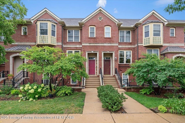 621 S Grand Ave, Lansing, MI 48933 - photo 2