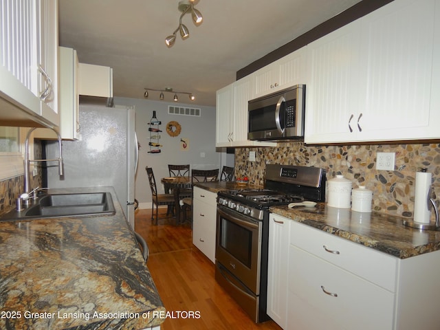 1262 Flamingo Ave, Haslett, MI 48840 - photo 7