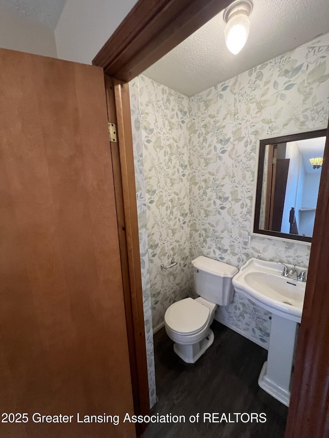 2118 Roberts Ln, Lansing, MI 48910 - photo 21