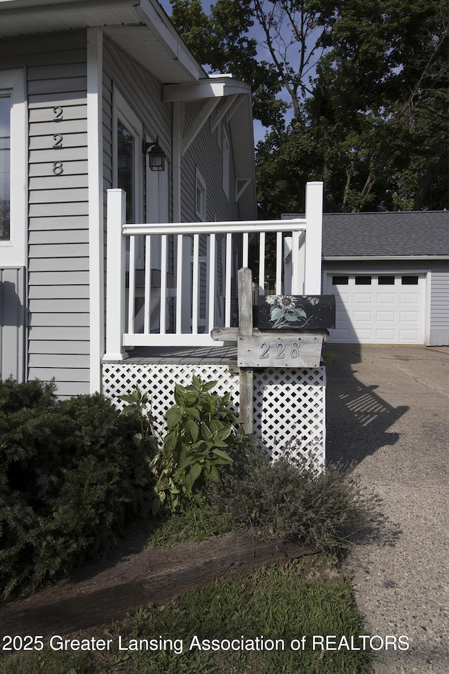 228 W Main St, Grand Ledge, MI 48837 - photo 33