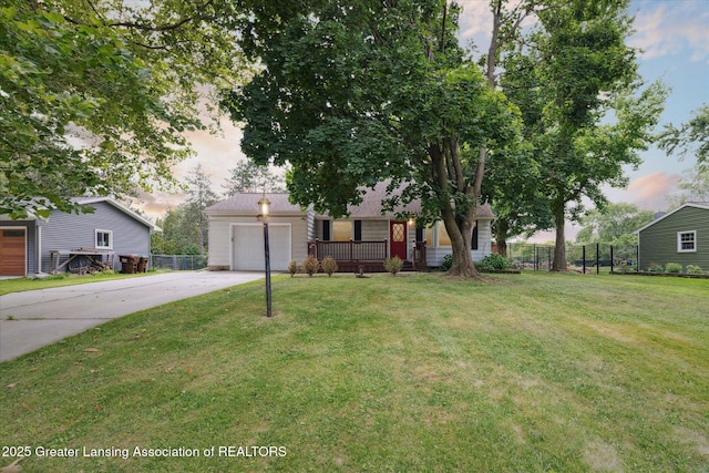 6920 Dickson Dr, Grand Ledge, MI 48837 - photo 2