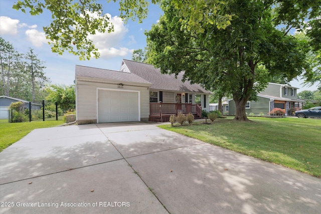 6920 Dickson Dr, Grand Ledge, MI 48837 - photo 5