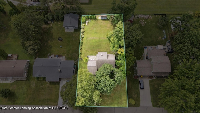 6920 Dickson Dr, Grand Ledge, MI 48837 - photo 58