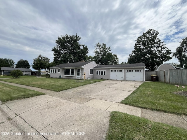 1062 W Colonial Park Dr, Grand Ledge, MI 48837 - photo 2