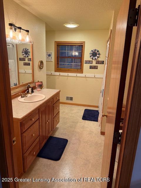 9933 N Douglas Rd, Vestaburg, MI 48891 - photo 13