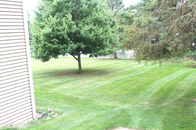 11723 W Andre Dr, Grand Ledge, MI 48837 - photo 5