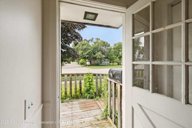 926 W Grand River Ave, Williamston, MI 48895 - photo 5