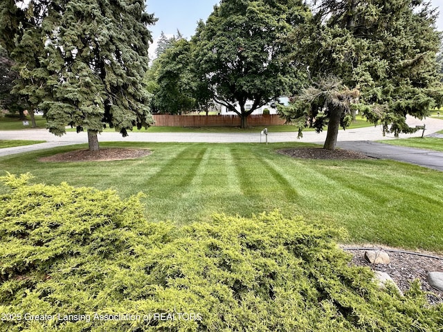 2100 N Waverly Rd, Lansing, MI 48906 - photo 40