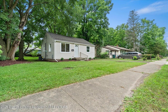 204 E Cavanaugh Rd, Lansing, MI 48910 - photo 3
