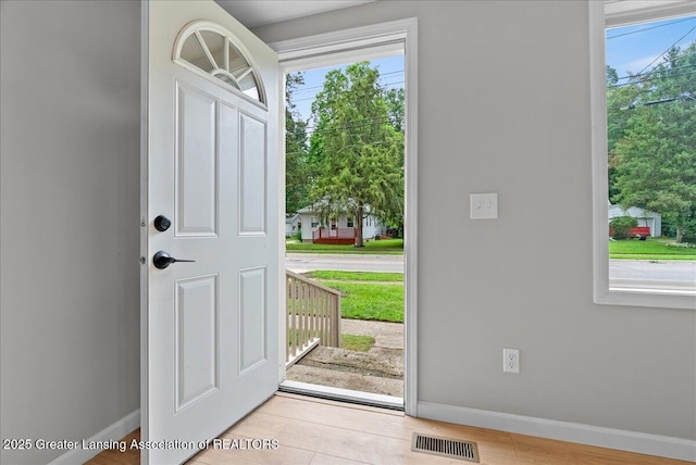 204 E Cavanaugh Rd, Lansing, MI 48910 - photo 6