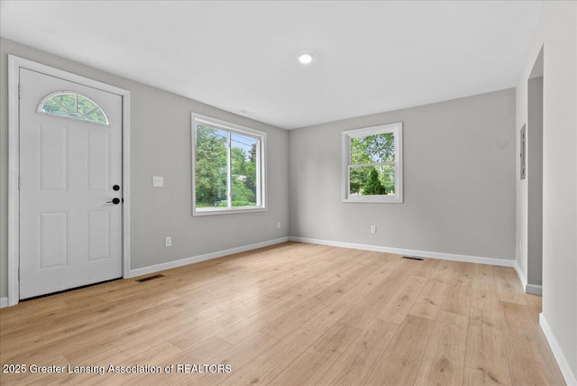 204 E Cavanaugh Rd, Lansing, MI 48910 - photo 8