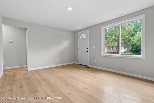 204 E Cavanaugh Rd, Lansing, MI 48910 - photo 9