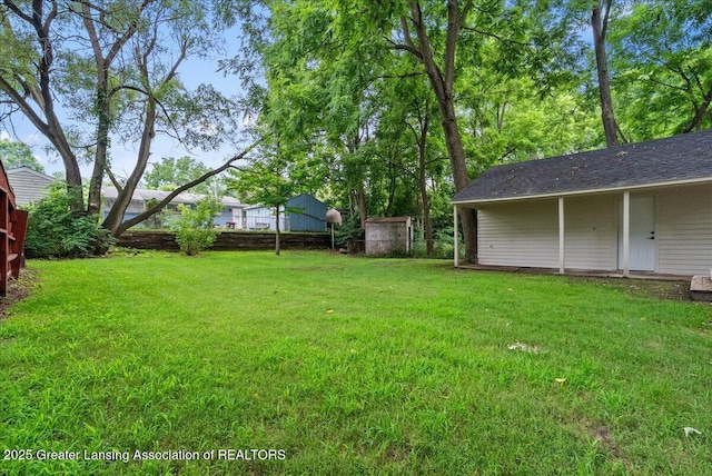204 E Cavanaugh Rd, Lansing, MI 48910 - photo 23