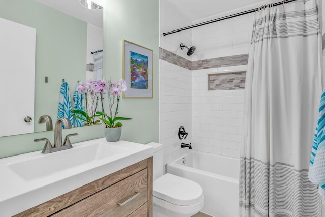 17126 Wahoo Ln, Sugarloaf, FL 33042 - full bath featuring shower / bath combo, toilet, and vanity