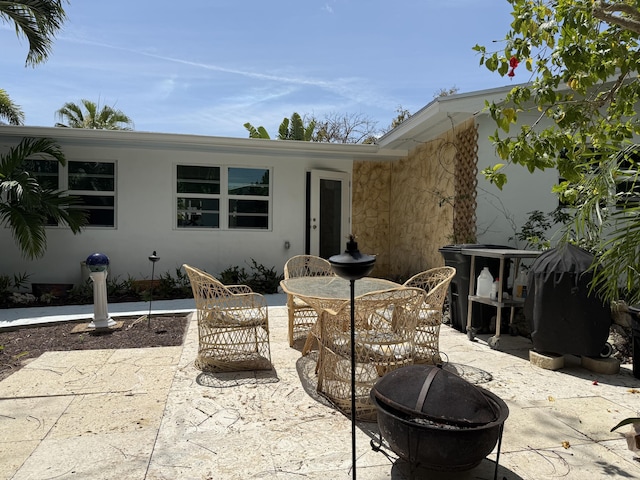 view of patio / terrace with outdoor dining space