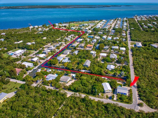 421 Ixora Dr, Big Pine, FL 33043 - view of property location featuring a large body of water