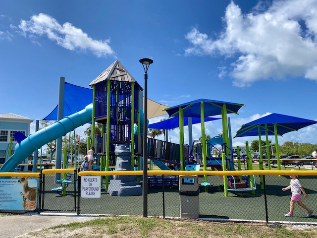 421 Ixora Dr, Big Pine, FL 33043 - community playground with fence