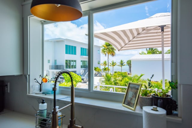930 80th St, Marathon, FL 33050 - interior space