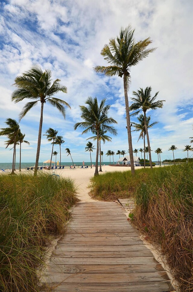 2600 Overseas Hwy Unit 5, Marathon, FL 33050 - view of community with view of water and beach