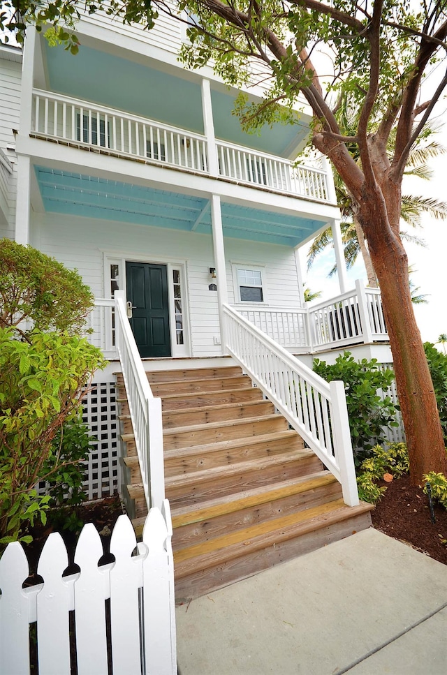 2600 Overseas Hwy Unit 5, Marathon, FL 33050 - entrance to property featuring a porch and a balcony