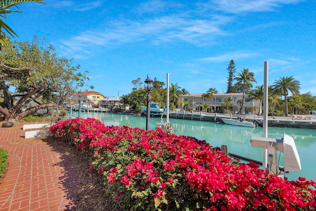 view of property's community featuring a water view