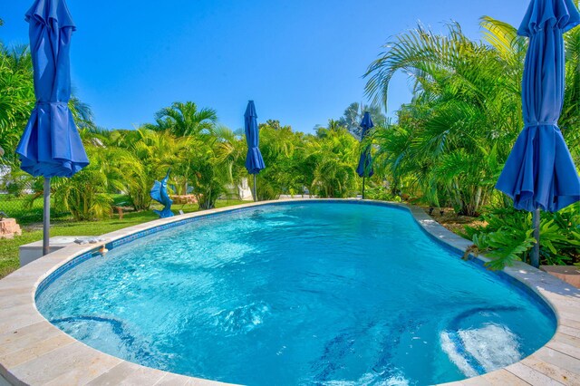 view of outdoor pool