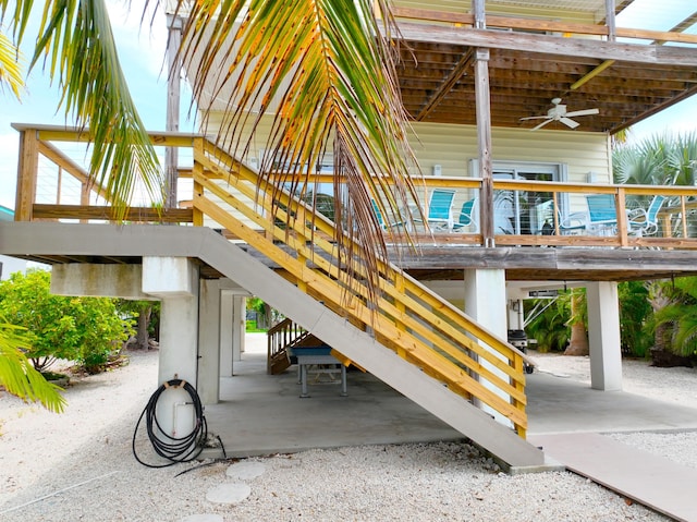 1590 Dolphin Dr, Marathon, FL 33050 - exterior space