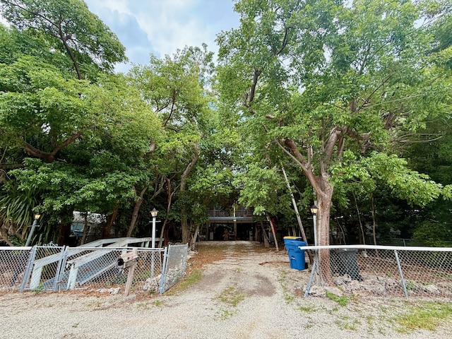 20 Park Rd, Islamorada, FL 33036 - view of front of home