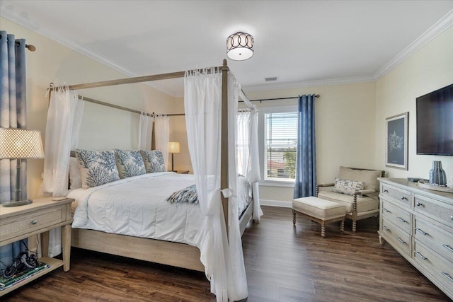 219 Sombrero Beach Rd Unit 2, Marathon, FL 33050 - bedroom with dark wood-style flooring, crown molding, baseboards, and visible vents