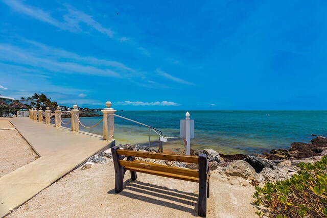 1133 Ocean Dr Unit 4, Marathon, FL 33050 - surrounding community with a water view
