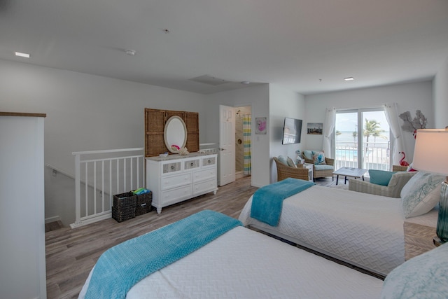 10877 Overseas Hwy Unit 81, Marathon, FL 33050 - bedroom with wood finished floors and baseboards