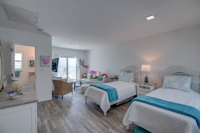 10877 Overseas Hwy Unit 81, Marathon, FL 33050 - bedroom featuring light wood-type flooring
