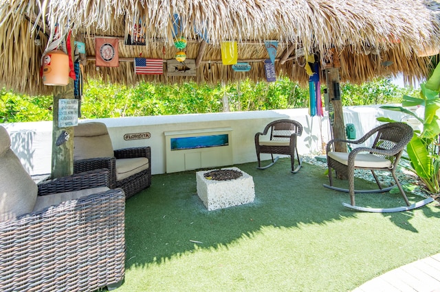 view of patio featuring a jacuzzi