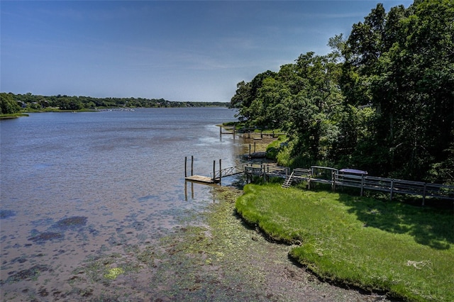 view of dock featuring a water view