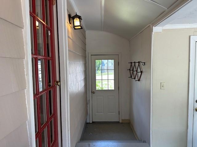 entryway with lofted ceiling