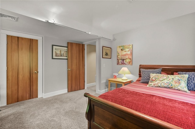 bedroom featuring carpet flooring