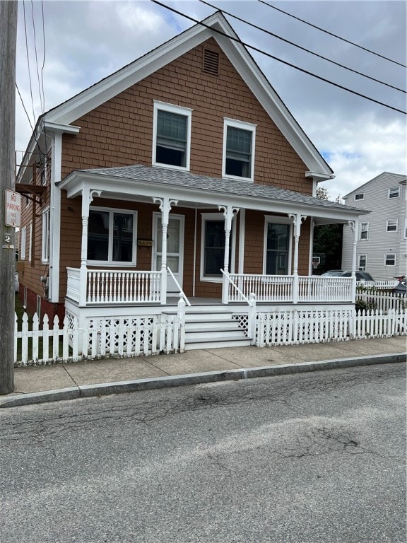 view of front of home featuring covered porch