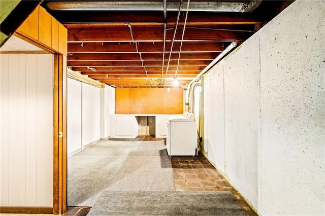 basement with washer / clothes dryer