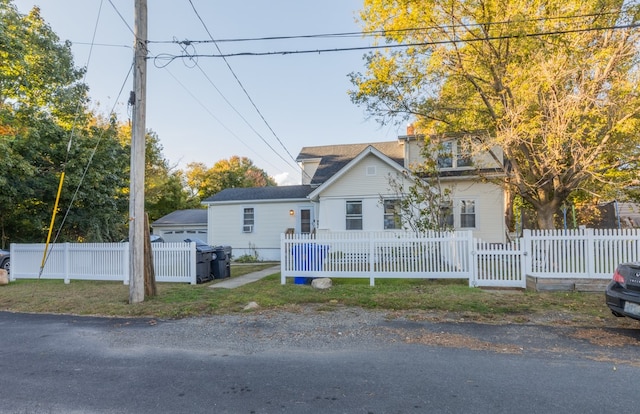 view of front of house featuring a wooden deck