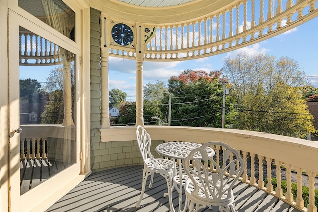 68 Kay St, Newport, RI 02840 - view of wooden terrace