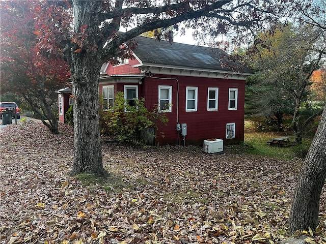 view of side of property