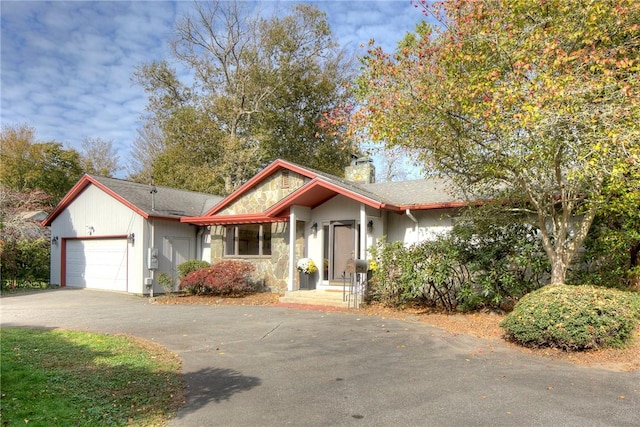 view of front facade with a garage