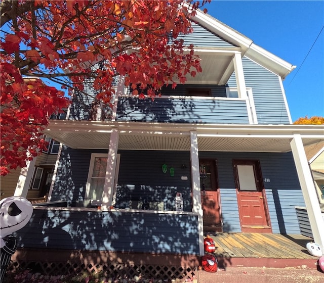 view of front of property