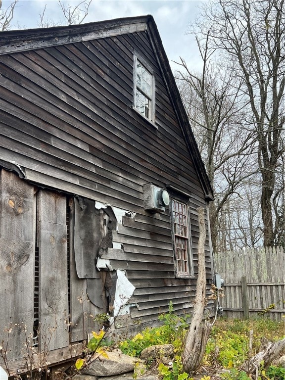 view of side of home