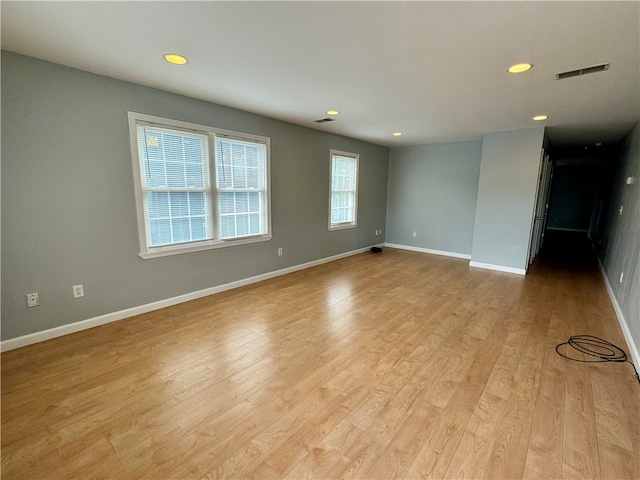 empty room featuring light hardwood / wood-style flooring