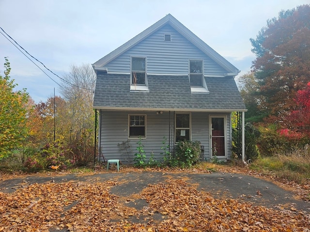 view of front of house with a porch